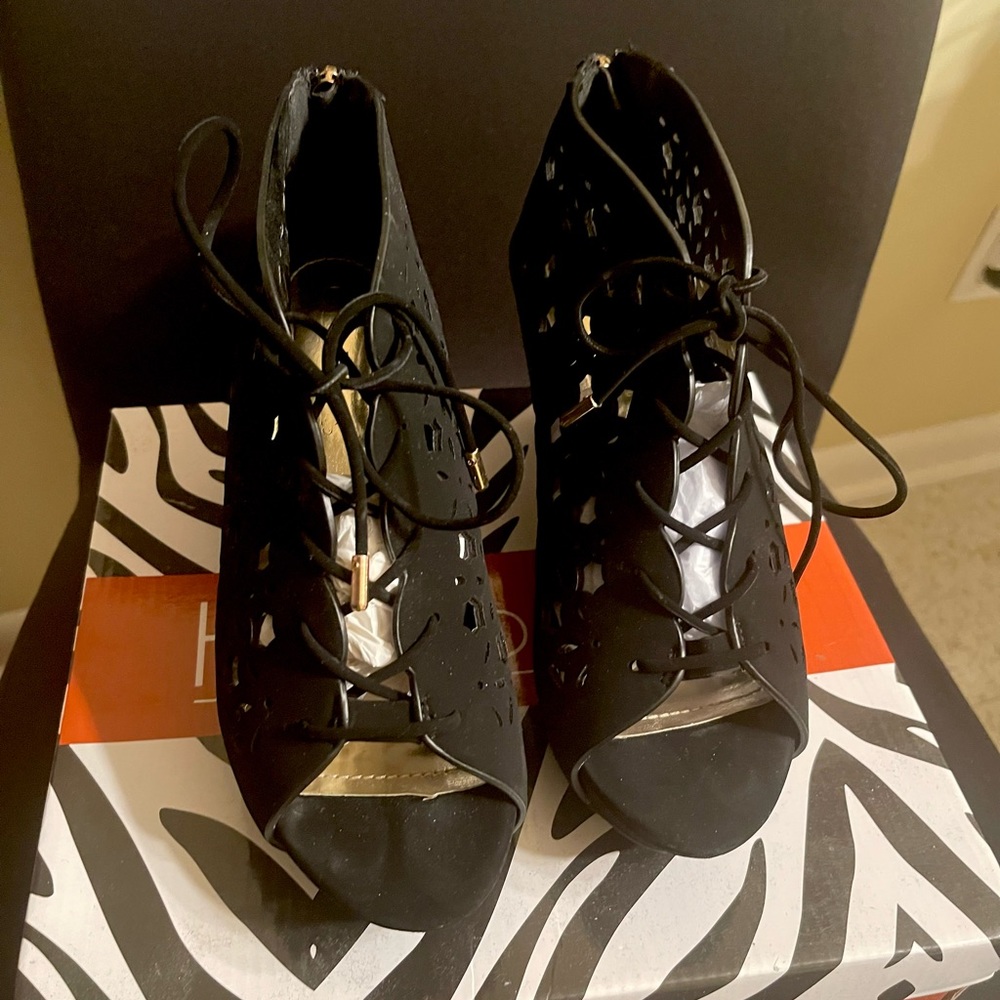 Black Hidden Wedge Heels Size 7.5